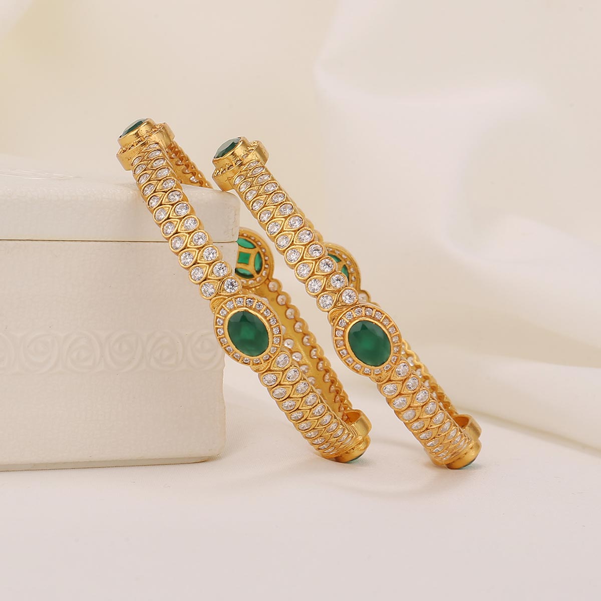 Charming Stone Pair Bangles
