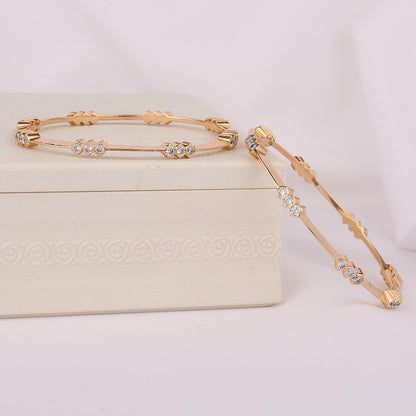 Magizhini Diamond Design Pair Bangle