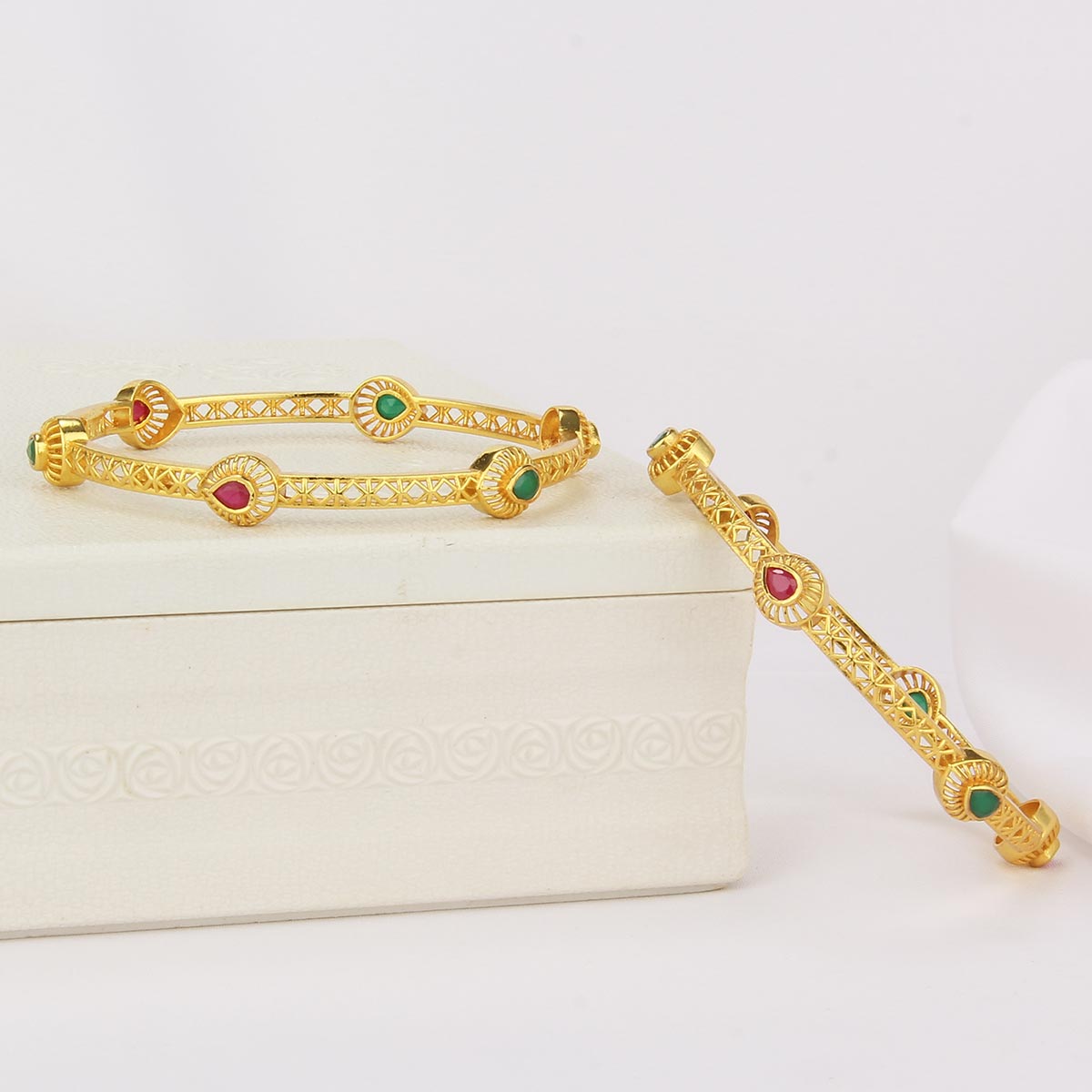 Gilded Gleam Pair Bangles