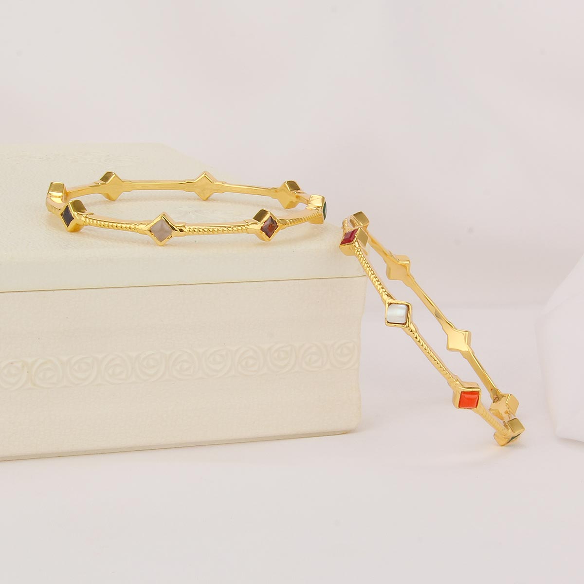 Indhuja Pair Bangle