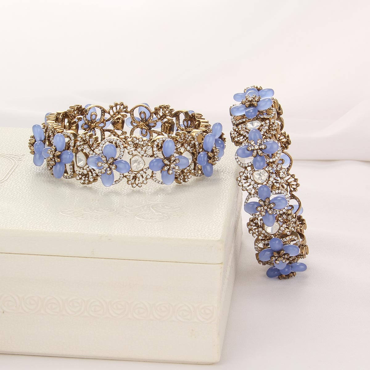 Facinate Victorian Pair Bangles