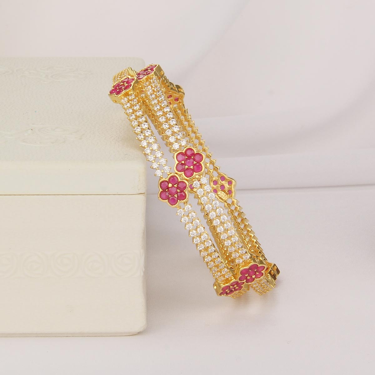 Mithra Stone Pair Bangle