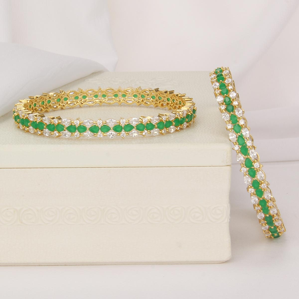 Shobitha Stone Pair Bangle