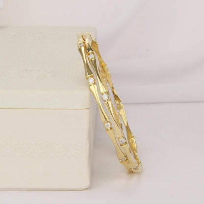 Gisha Diamond Design Pair Bangle