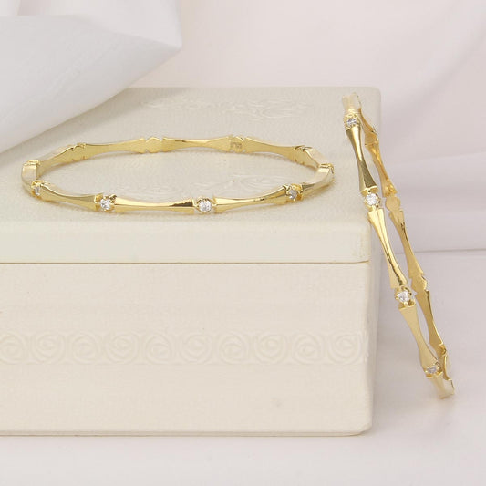 Gisha Diamond Design Pair Bangle
