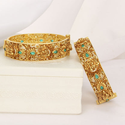 Vinathikha Nagas Pair Bangles