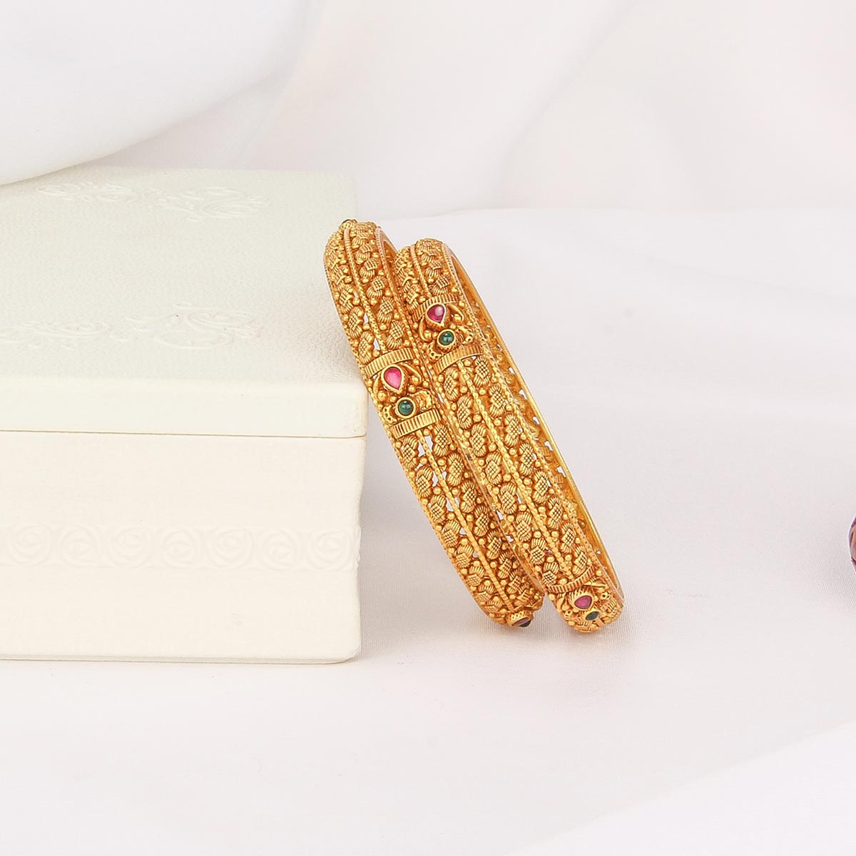 Aarnikha Nagas Pair Bangles