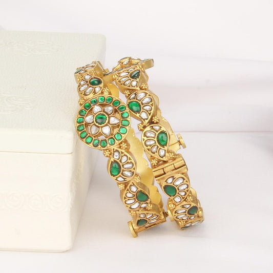 Anuratha Kundan Pair Bangle