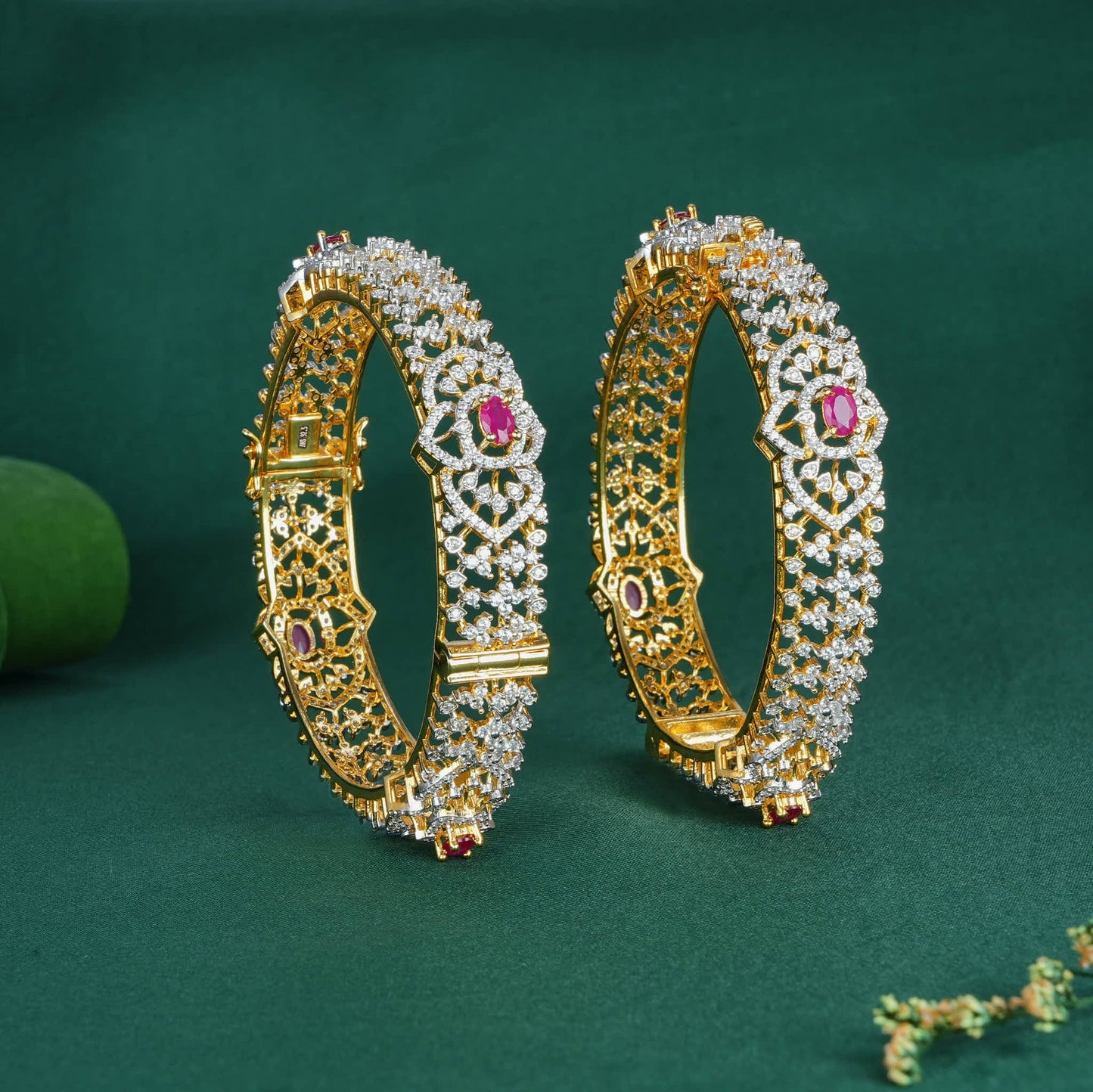 Glitz Avikam Pair Bangles