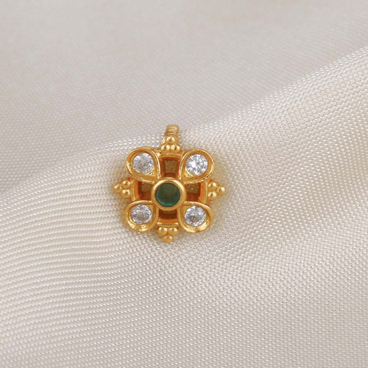 Lura Nose Pin