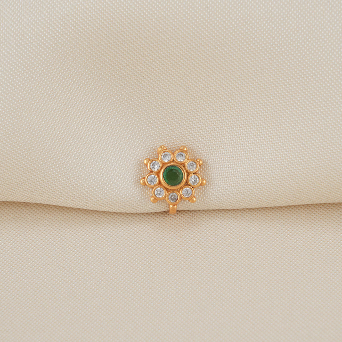 Drishya Nose Pin