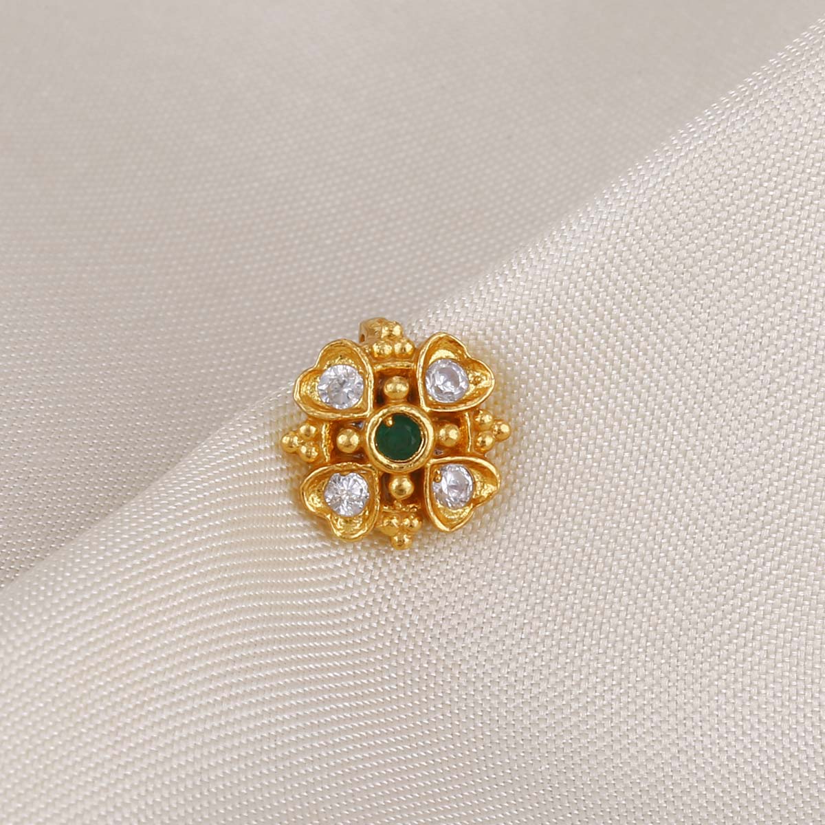Preetha Nose Pin