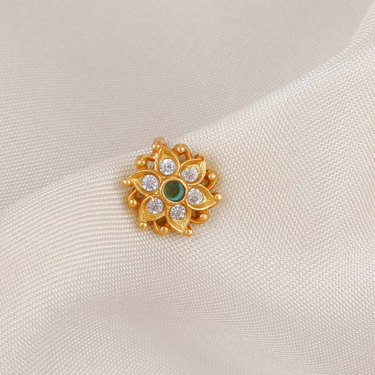 Fariya Nose Pin