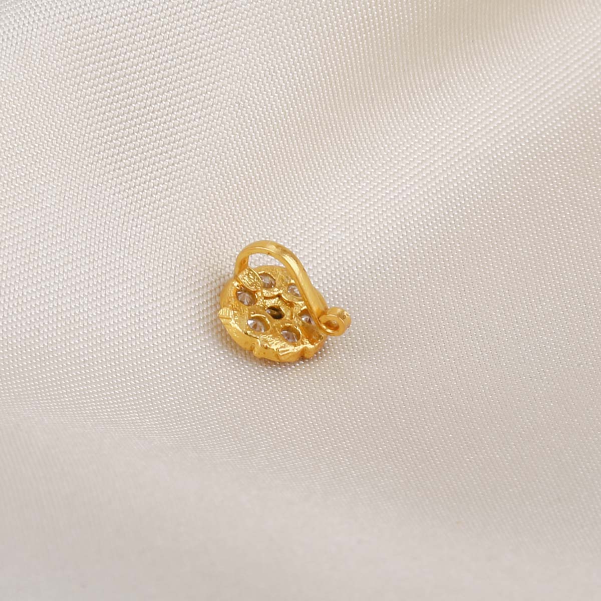 Mudita Nose Pin
