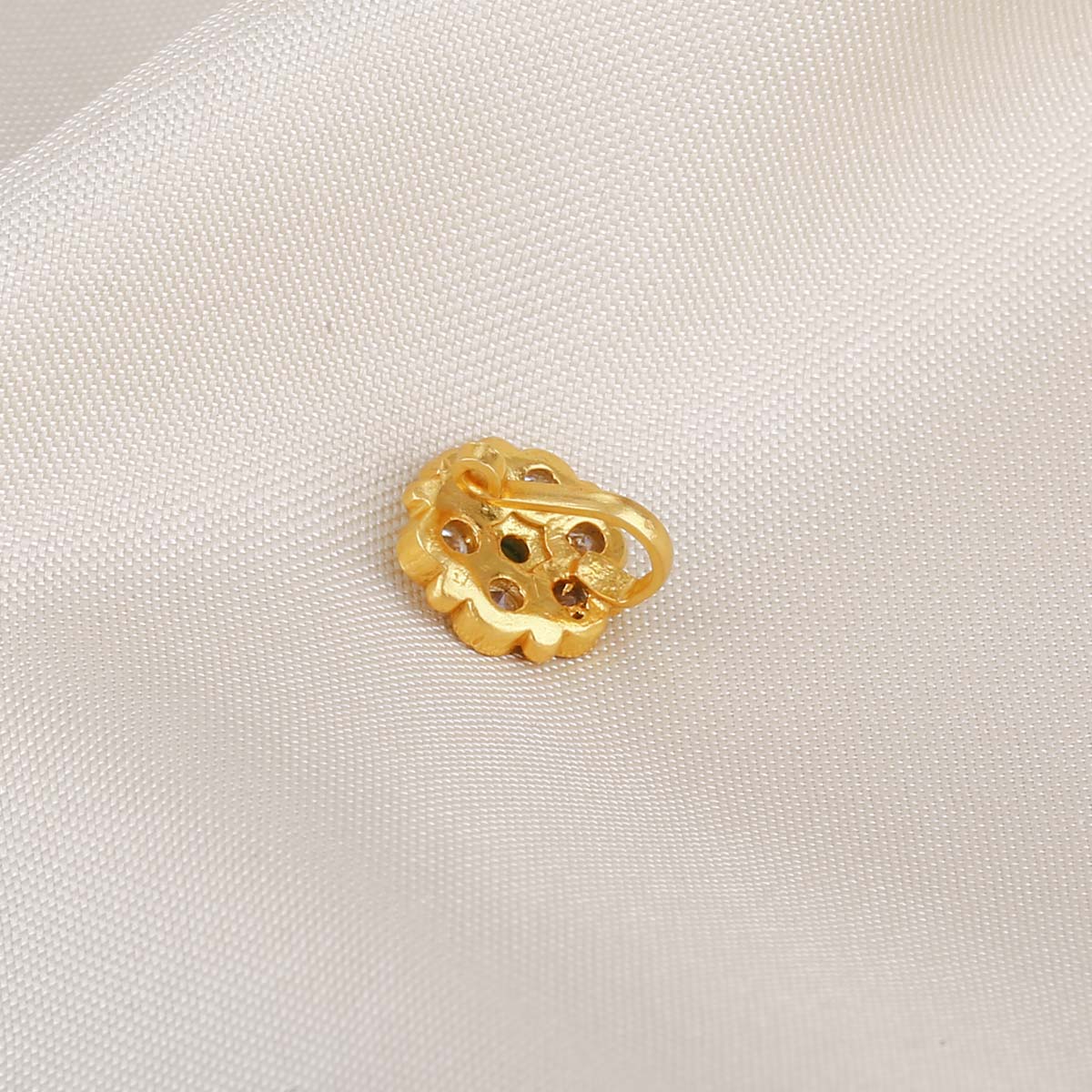 Prakthi Bloom Nose Pin