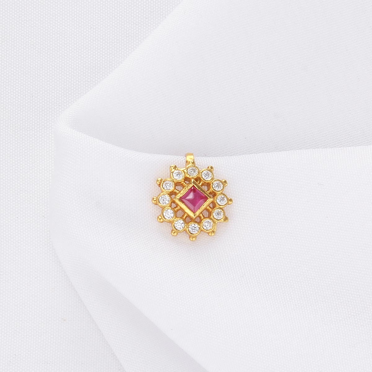 Nithika Nose Pin