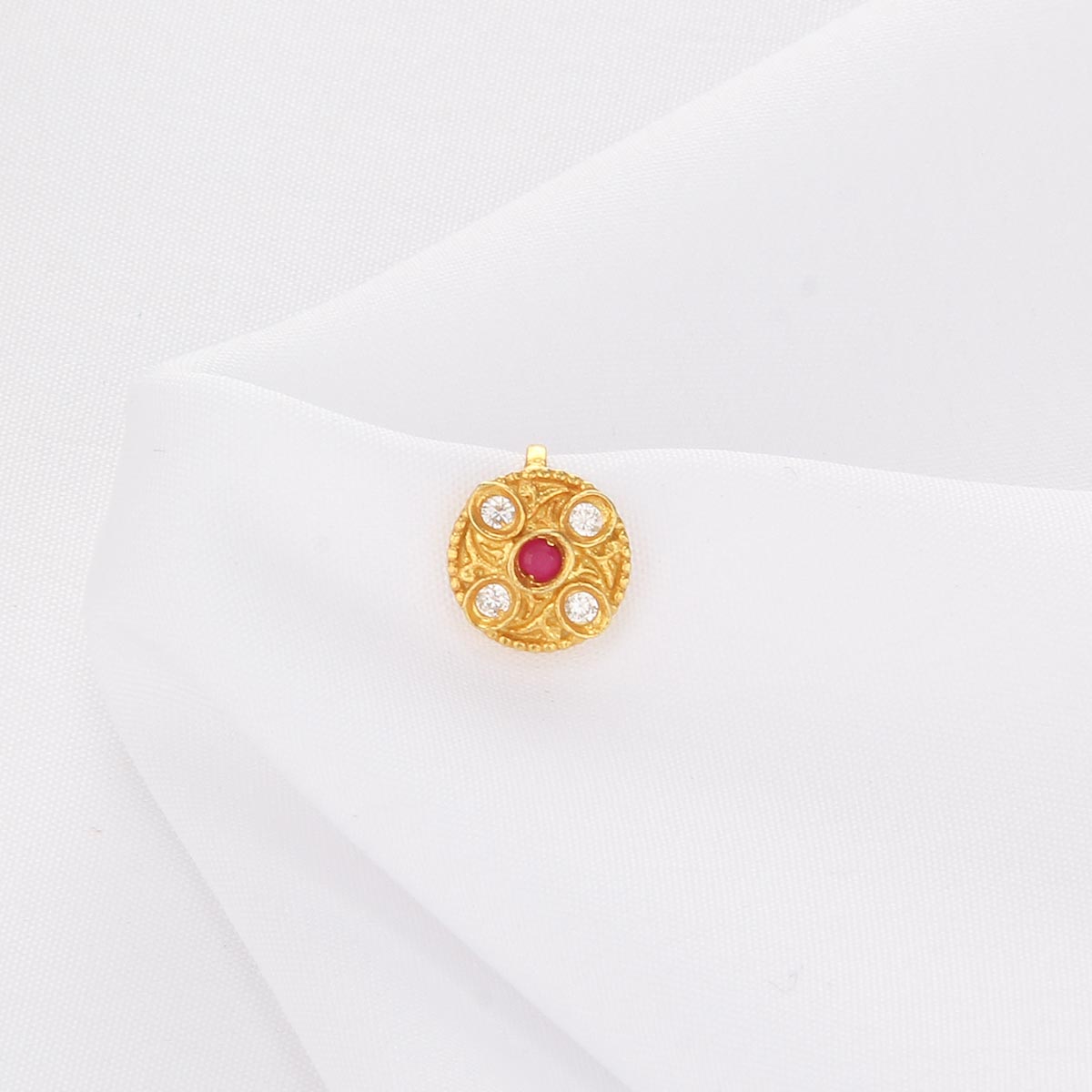 Hersitha Nose Pin