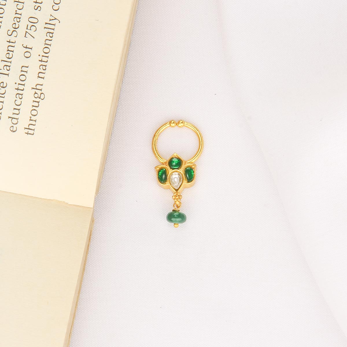 Arsha Bullakku Nose Pin