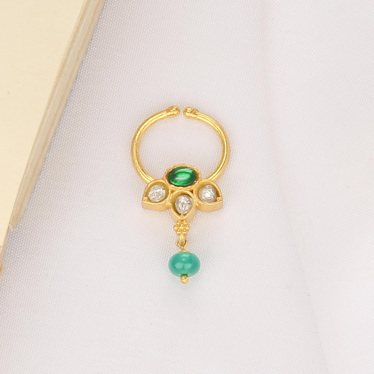 Alonza Bullakku Nose pin