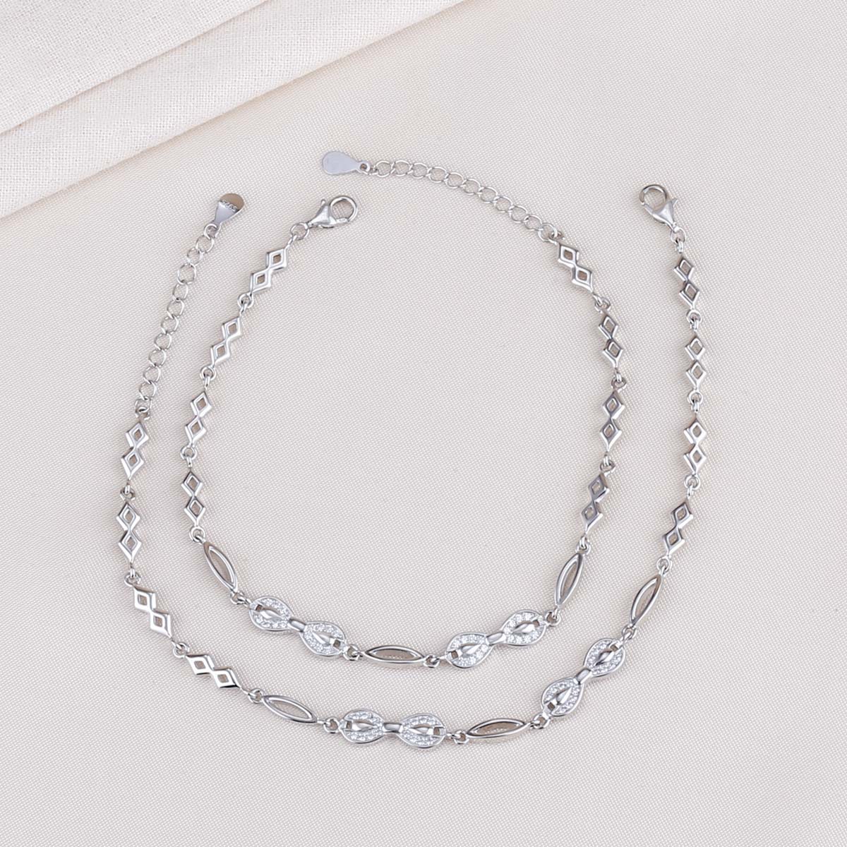 Minash Silver Anklets