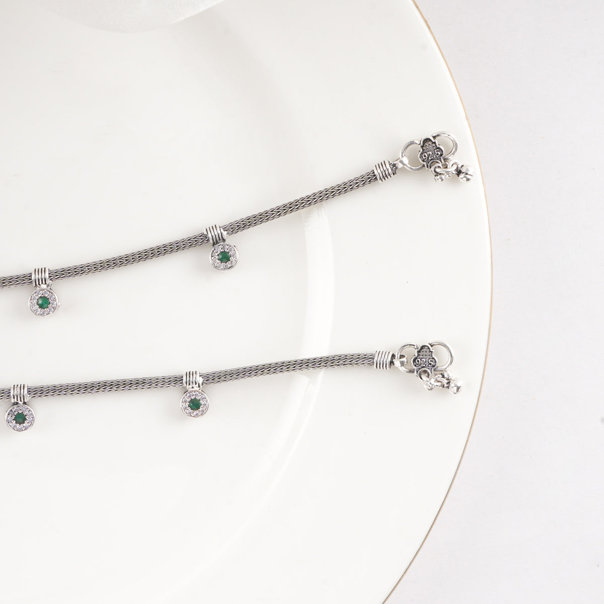 Avritha Anklets