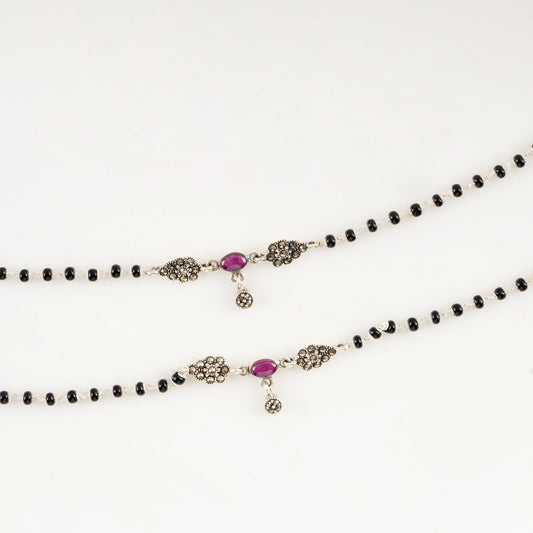 Nithiyali Anklets
