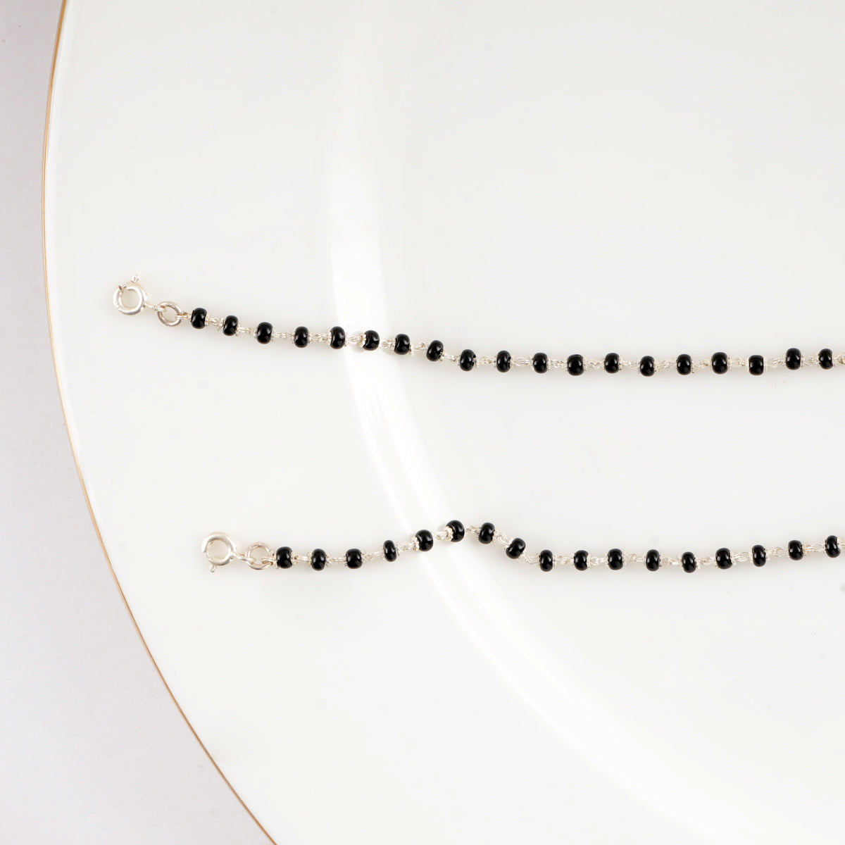 Nithiyali Anklets
