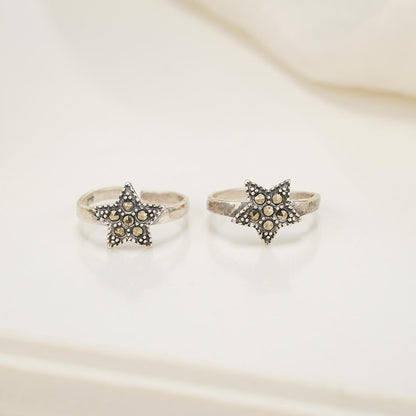 Surekha Oxidised Toe Ring