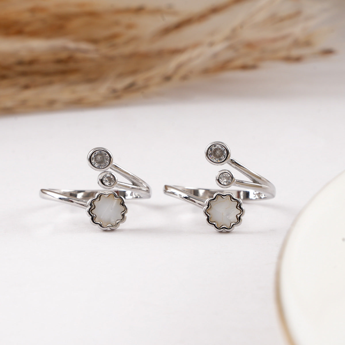 Ravie Toe Ring