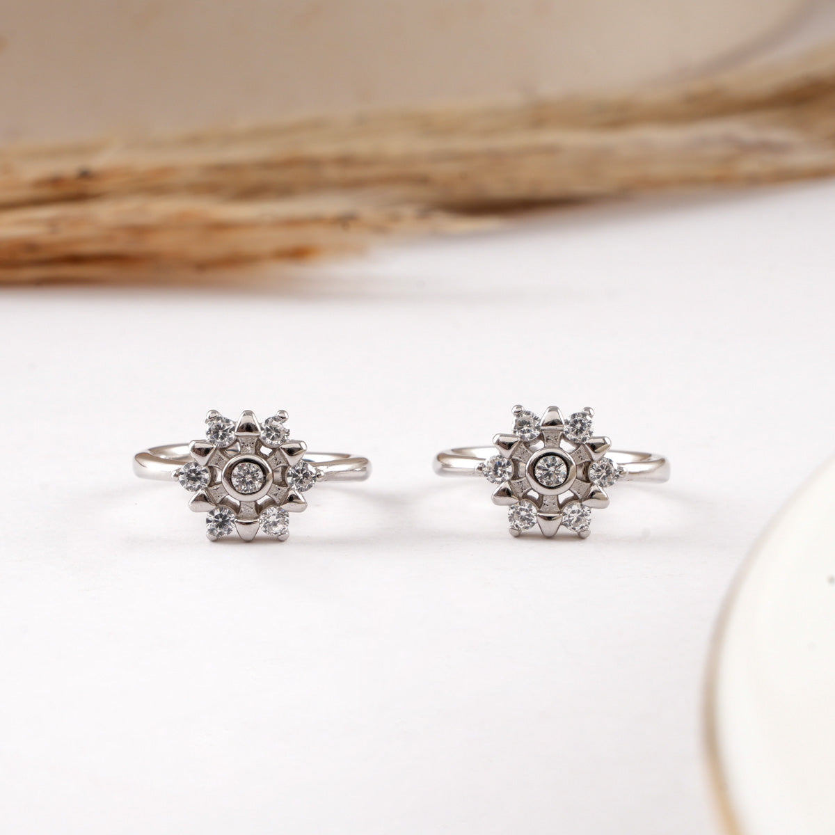 Paavai Toe Ring