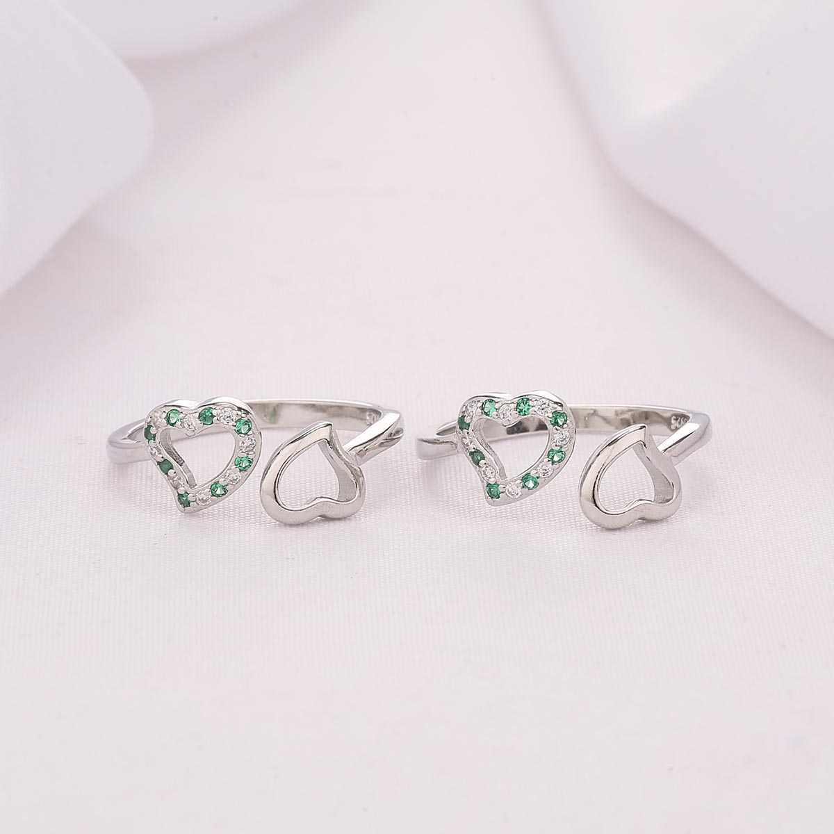 Heart Motif Toe Ring