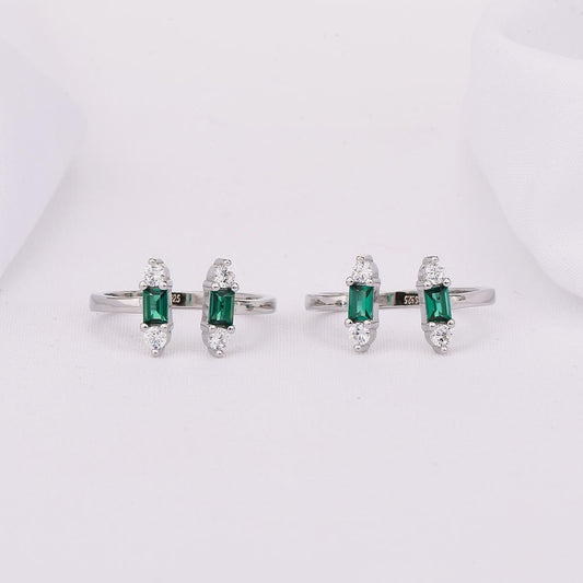 Spark Green Toe Ring