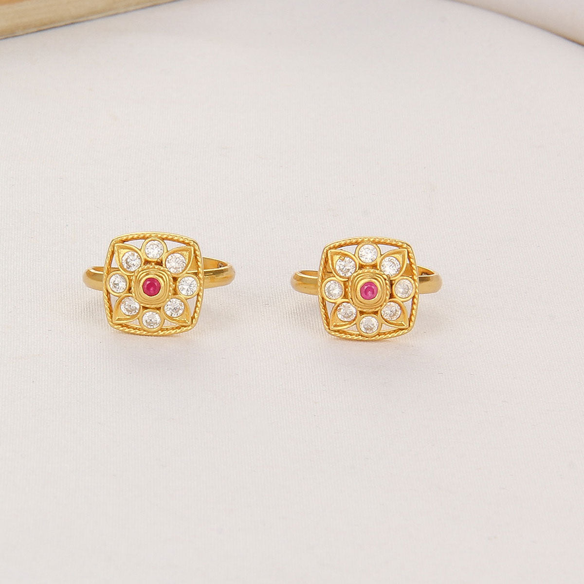 Yashira Toe Ring