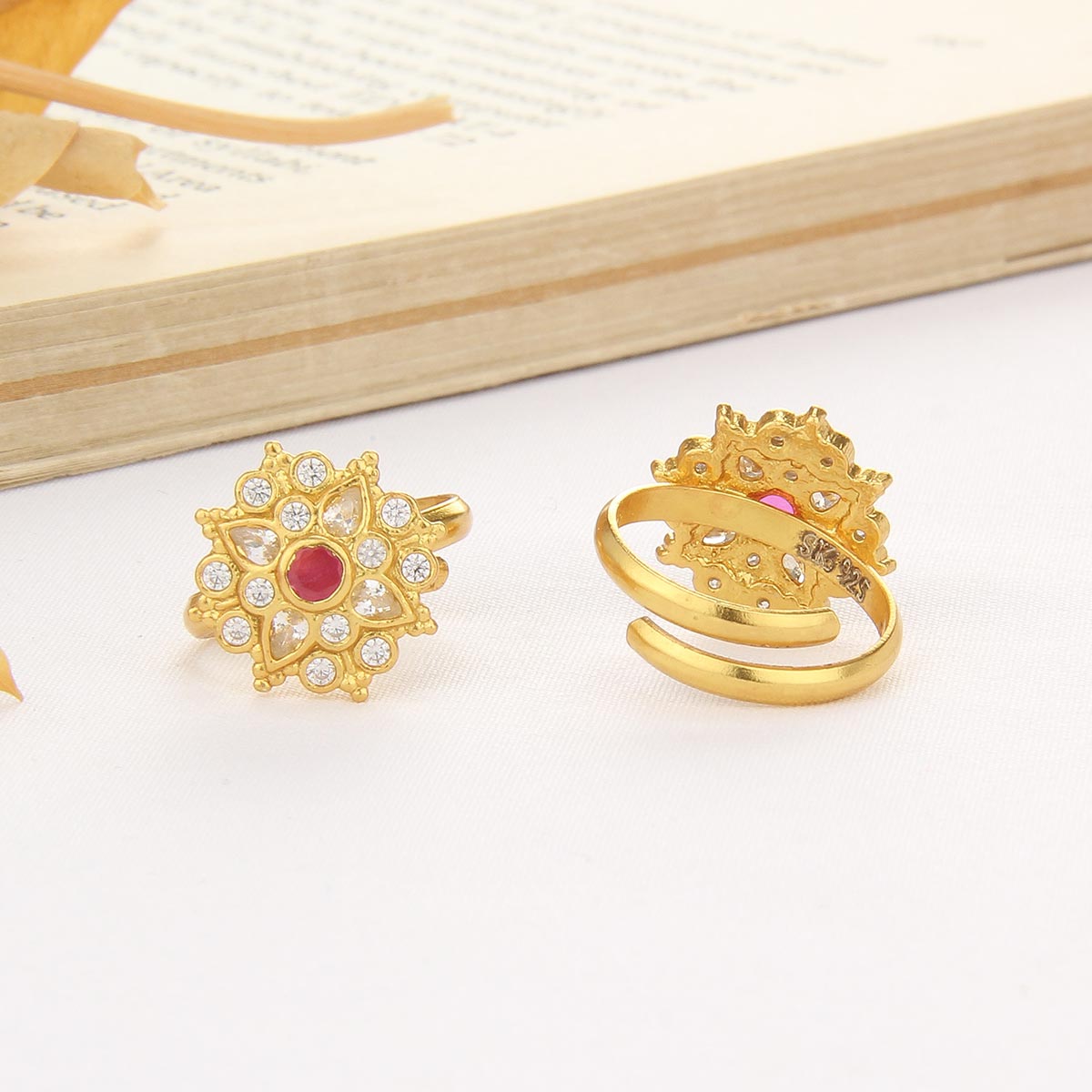 Vidhya Toe Ring