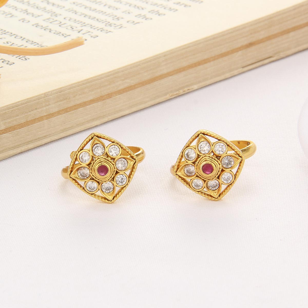 Yazhni Toe Ring