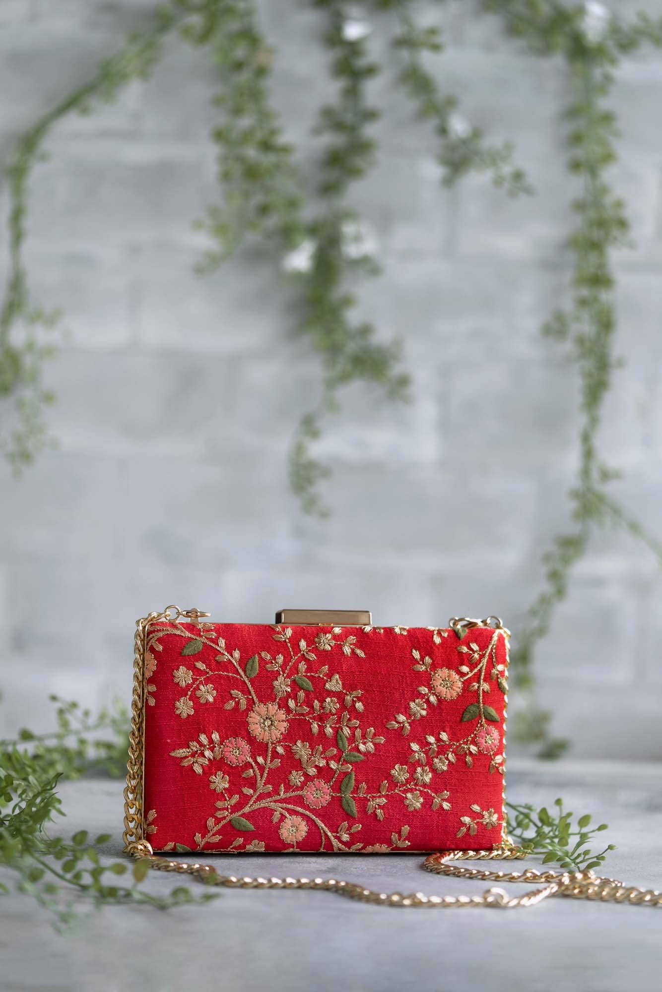 AMYRA - Floral Creeper Box Clutch - Red