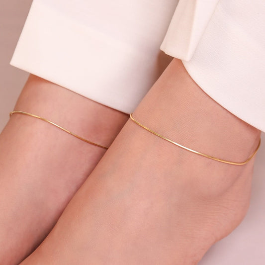 925 Sterling Silver Sleek Shimmer Gold-Plated 925 Sterling Silver Snake Chain Anklet for Women – Zavya