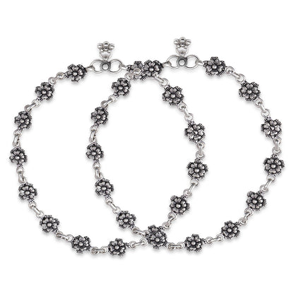 Pair of floral 925 Sterling Silver anklets for women. Rhodium-plated blossom chain jewellery – Zavya