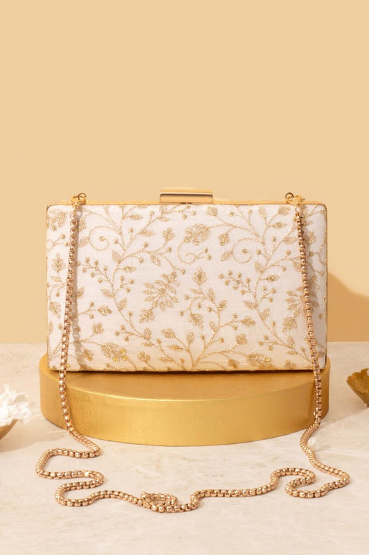 AMYRA - Antari Embroidered Clutch - Off white
