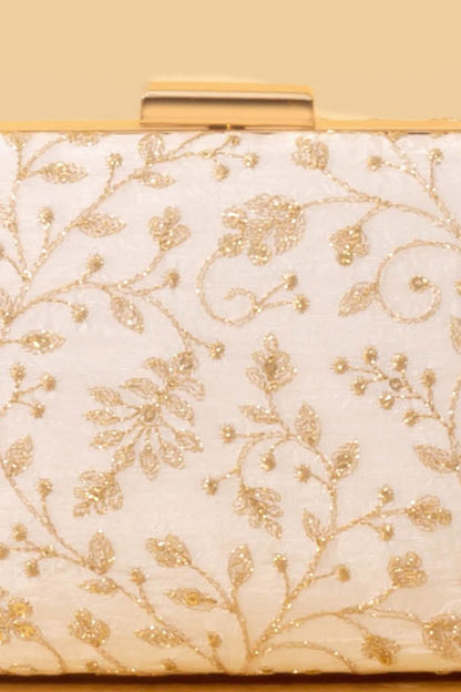AMYRA - Antari Embroidered Clutch - Off white