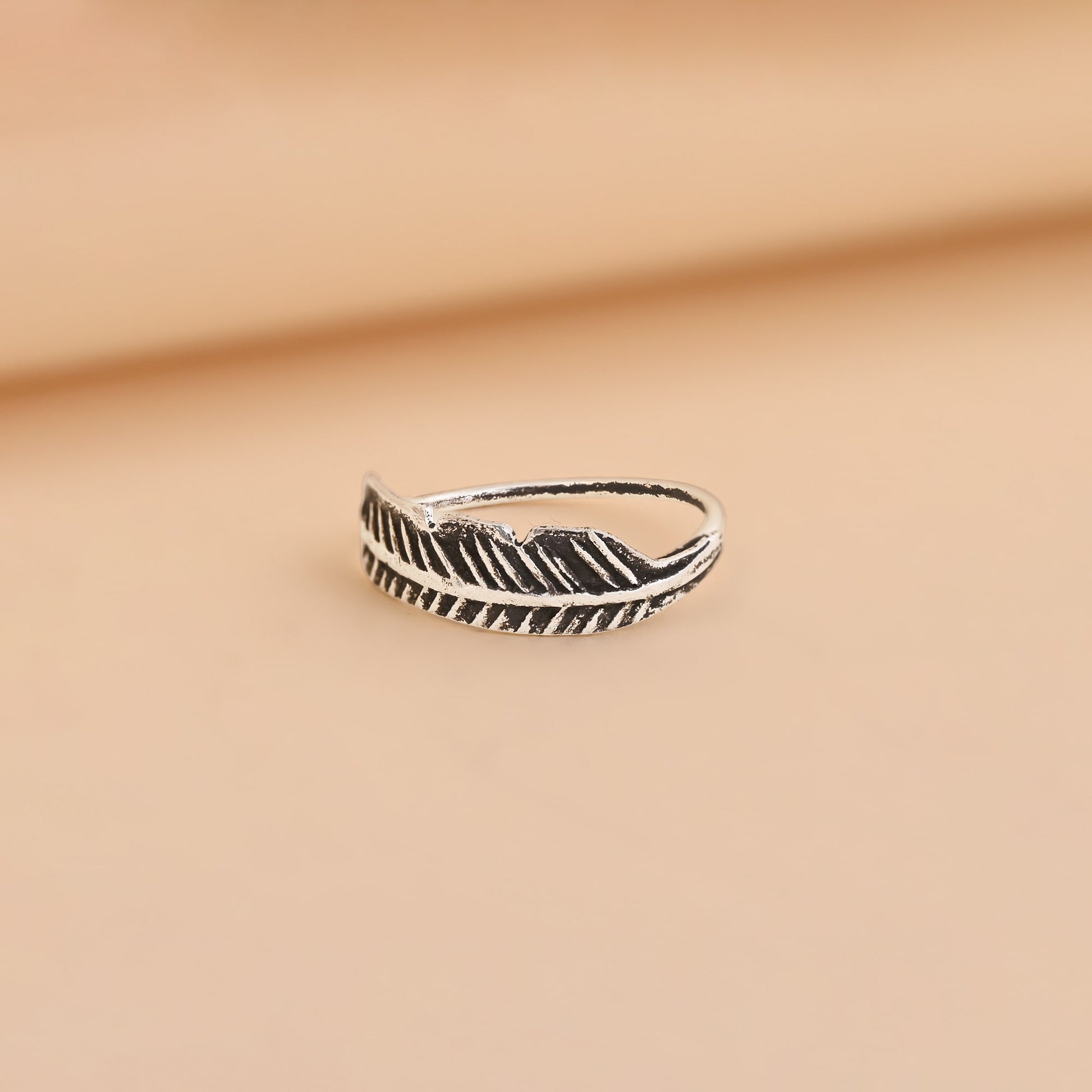 Oxidized Leaf Nose Ring