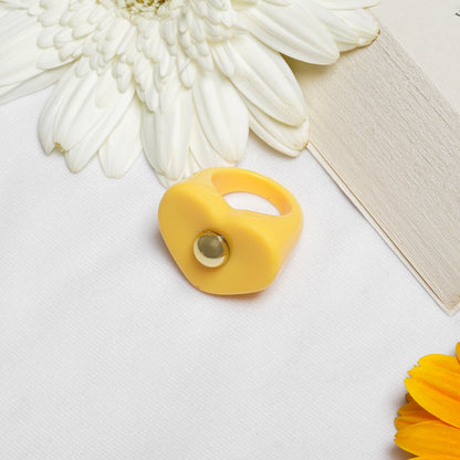 Bewitched Peppa Yellow Heart Signet Ring