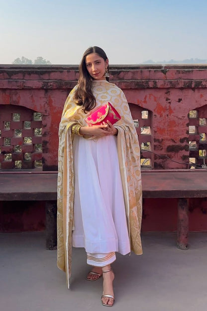 Bahaar Pure Silk Flapover Clutch - Pink