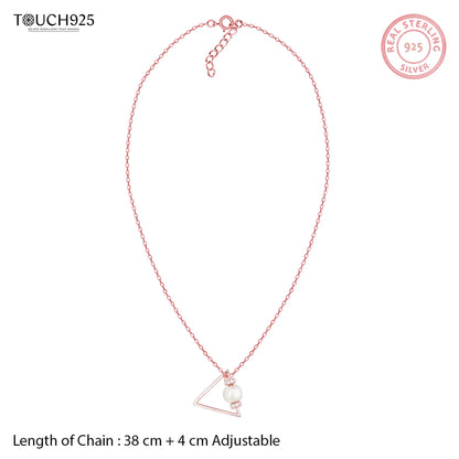 Graceful Triangle Pearl Necklace