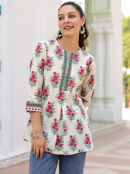 Casual floral top