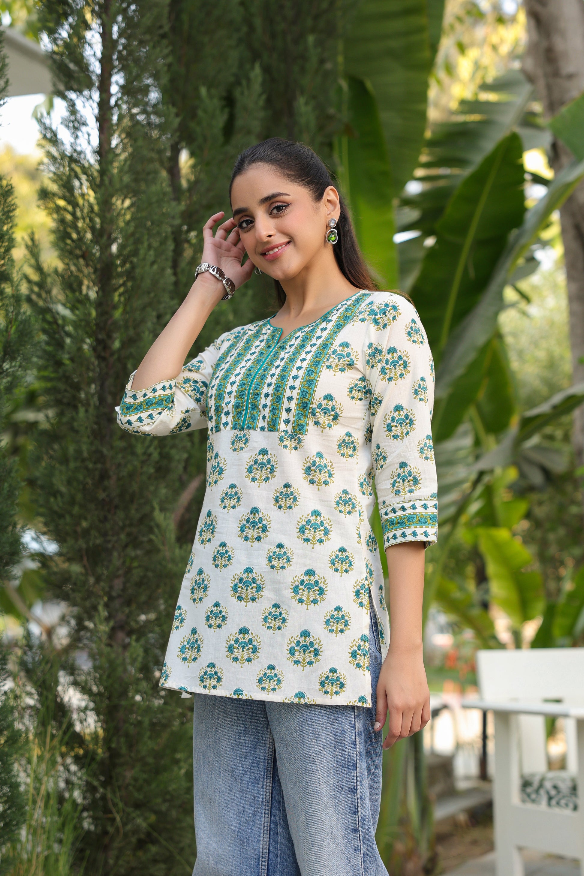 Comfortable pure cotton kurti with floral motifs design