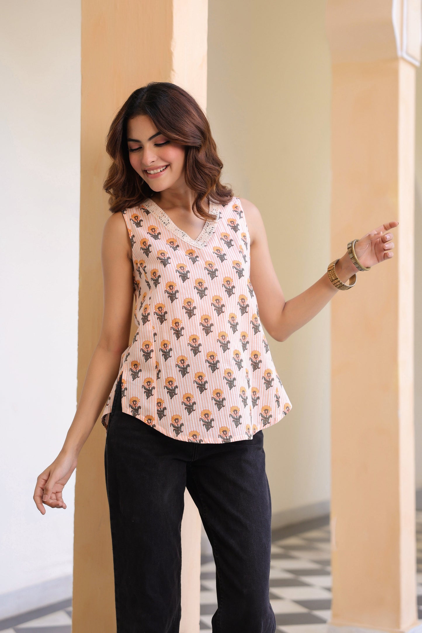 Cotton top in mustard print
