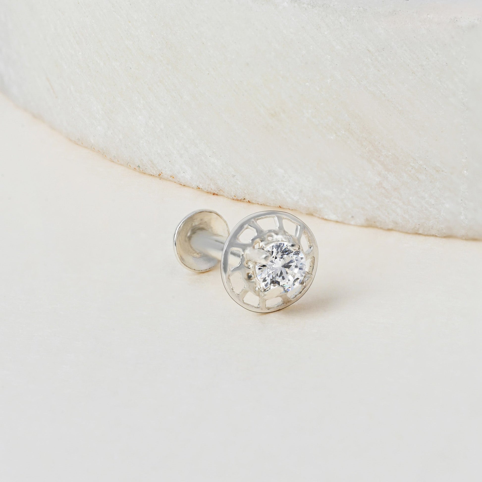 Openwork Bloom Silver Nose Pin