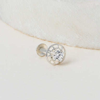 Openwork Bloom Silver Nose Pin