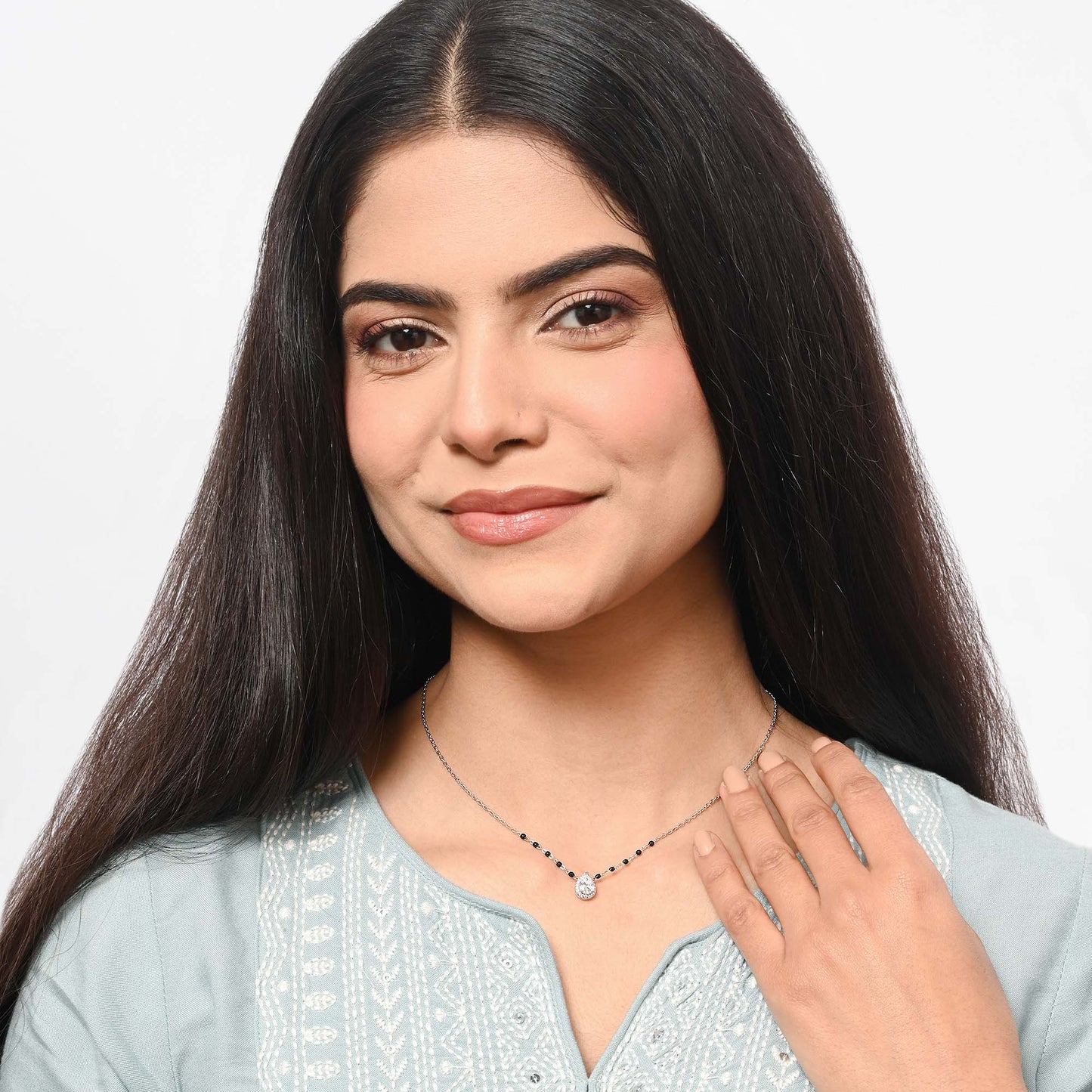Noor Pear Halo Mangalsutra
